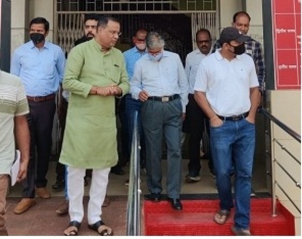 कलेक्टर ने किया जगदलपुर शहर में चल रहे  विभिन्न विकास कार्यों का  निरीक्षण