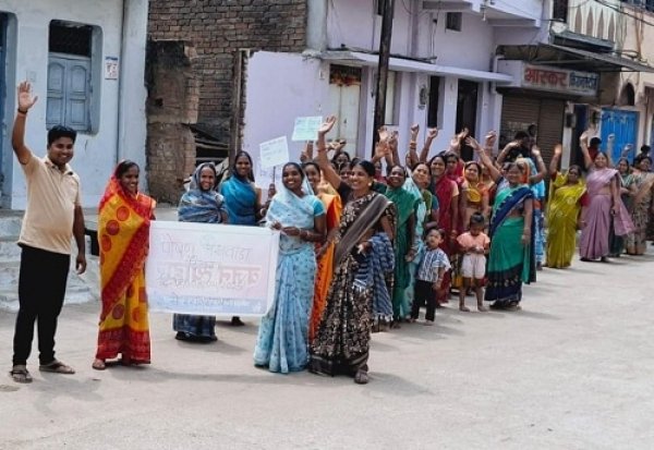 नया पारा वार्ड क्रमांक 1 में पोषण पखवाड़ा कार्यक्रम का आयोजन, महिलाओं में पोषण जागरूकता को लेकर दिखा उत्साह