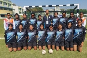 छत्तीसगढ़ राज्य की सीनियर महिला हैंडबाल टीम 52वीं सीनियर महिला राष्ट्रीय हैंडबाल प्रतियोगिता के प्री- क्वार्टरफईनल में पहुंची।