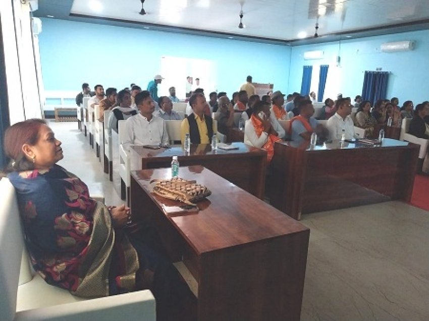 पक्ष-विपक्ष साथ बैठ देखा शपथ ग्रहण समारोह का लाइव प्रसारण