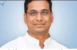 विधायक देवेन्द्र यादव और महापौर नीरजपाल से छत्तीसगढ़ उत्कल समाज के लोगों की मुलाकात