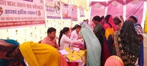 छुरिया विकासखंड के ग्राम पंचायत आलीवारा, जयसिंगटोला, हालाडुला एवं कुमारदा पहुंची विकसित भारत संकल्प यात्रा