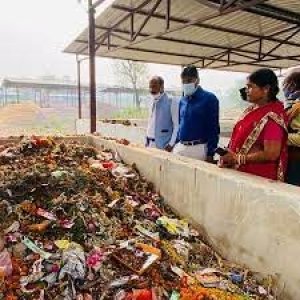 धार्मिेक स्थलों पर चढ़ने वाले फूलों से बनेंगे कॉस्मेटिक्स: