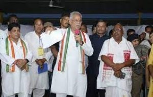 भेंट-मुलाकात: मुख्यमंत्री ने की बरियों में सौगातों की बरसात आरा में खुलेगा धान खरीदी केन्द्र और भिलाईखुर्द में गौठान