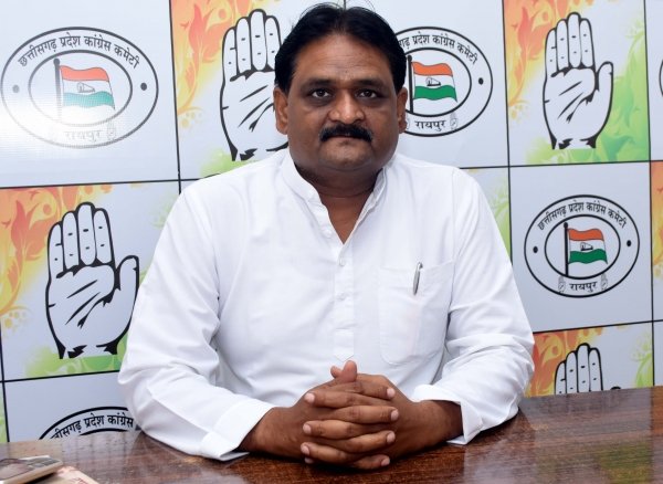 मोदी को खुश करने रमन किसान विरोधी अध्यादेश राज्य में लागू करने की मांग कर रहे - कांग्रेस
