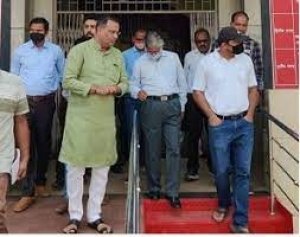 कलेक्टर ने किया जगदलपुर शहर में चल रहे  विभिन्न विकास कार्यों का  निरीक्षण