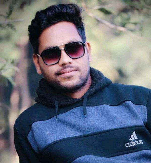 सतनामी समाज एक ऐसा समाज है जो पूरी दुनिया को समानता का राह दिखाता है, गुरुघासी दास बाबा जी के  अच्छे सिद्धांत और कार्यशैली से भारत में ही नहीं बल्कि पूरे विश्व में अपना स्थान बनाया और जिसे लेकर उनके सिद्धांत को समाज में जागरूकता लाने के लिए छतीसगढ़