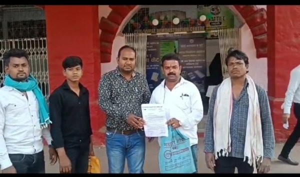 दुर्ग मत्स्योद्योग सहकारी संस्था जिलाधिकारी से की अवैध वसूली के धमकी की शिकायत