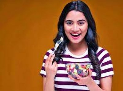 फल हमारे तन और मन दोनों की सेहत की दृष्टि से फ़ायदेमंद हैं, जानिए फलों का चुनाव कैसे करना है