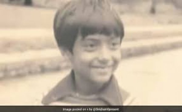 रवीना-करिश्मा से जुड़ा नाम, पहली फिल्म हुई हिट... अब ये बच्चा है बॉलीवुड की जान, पहचाना क्या