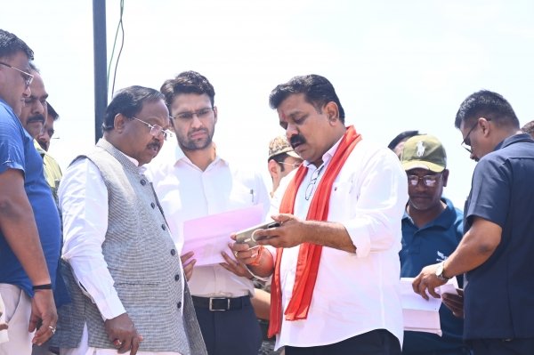 उपमुख्यमंत्री विजय शर्मा एवं आदिम जाति विकास मंत्री  रामविचार नेताम ने दंतेवाड़ा में 'बस्तर पंडुम 2025' की तैयारियों का लिया जायजा