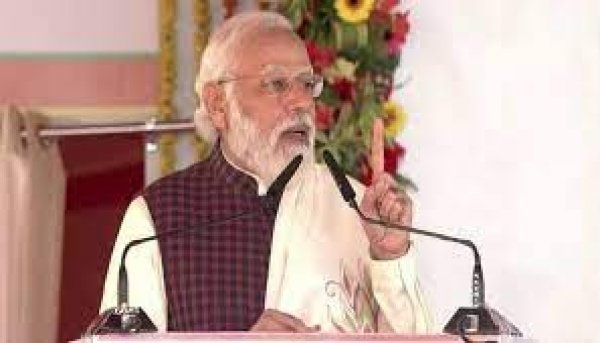 'यूपी + योगी, बहुत है उपयोगी' : शाहजहांपुर में PM मोदी का नया नारा