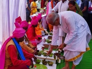 मुख्यमंत्री ने विधि-विधान से की बस्तर की आराध्य देवी मां दन्तेश्वरी की पूजा