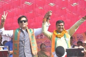 बुलडोजर वाली सरकार की जरूरत छत्तीसगढ़ में भी है - रवि किशन