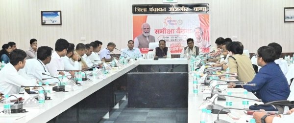 जनहित के कामों में लापरवाही बर्दाश्त नहीं की जाएगी इसके लिए सीधे कलेक्टर और एसपी जिम्मेदार होंगे : सीएम साय