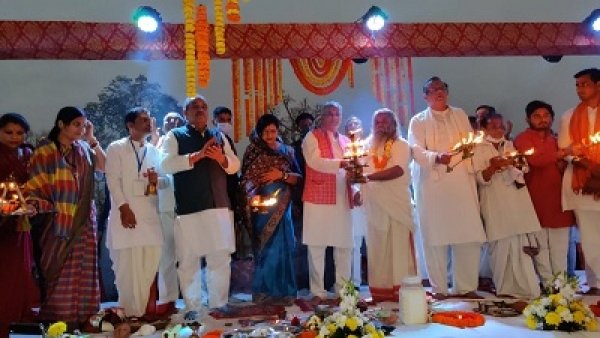 महानदी मैया की महाआरती में शामिल हुए मुख्यमंत्री बघेल
