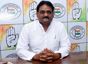 मोदी सरकार छग के साथ लगातार अन्याय कर रही भाजपा नेता सांसद मौन समर्थन दे रहे -कांग्रेस