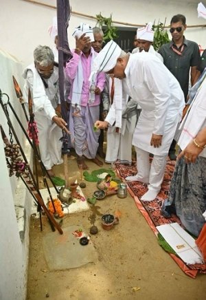 मुख्यमंत्री ने गितपहर में की शीतला माता की पूजा-अर्चना...
