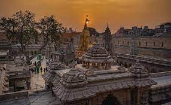 काशी विश्वनाथ कॉरिडोर का आज उद्घाटन करेंगे PM नरेंद्र मोदी, जानें क्या है ड्रीम प्रोजेक्ट की खूबियां