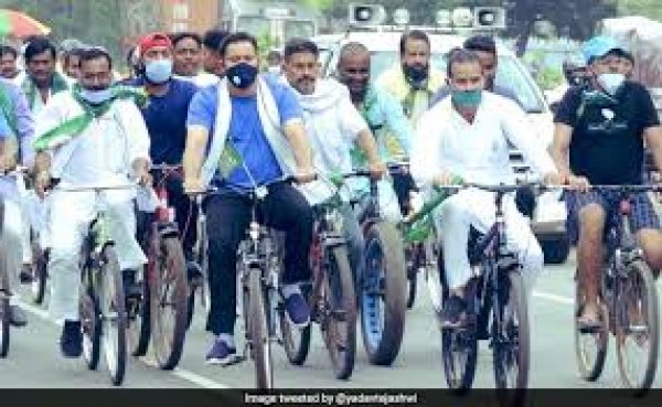 नरेंद्र मोदी और नीतीश कुमार के सामने तेजस्वी यादव की हैं ये पांच चुनौतियां