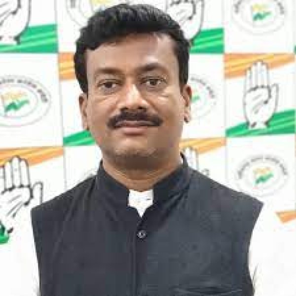 केंद्र ने छत्तीसगढ़ द्वारा मांगे गये खाद में 45 प्रतिशत की कटौती किया है : कांग्रेस