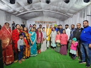उमरपोटी और पुरई गुरु घासीदास बाबा की जयंती मनाई गई हर्षोल्लास के साथ  विधायक ललित चंद्राकर सहित क्षेत्रिय नेताओं ने शिरकत कर की जैतखाम और गुरु की पूजा-अर्चना