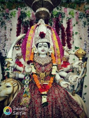 भक्ति का महासंगम: सत्तीचौरा दुर्गा मंदिर में सजेगा 16वां वार्षिक महोत्सव, विवाहित जोड़े एक साथ करेंगे सुंदरकांड पाठ