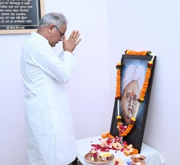 मुख्यमंत्री ने दाऊ कल्याण सिंह की जयंती पर उन्हें किया नमन