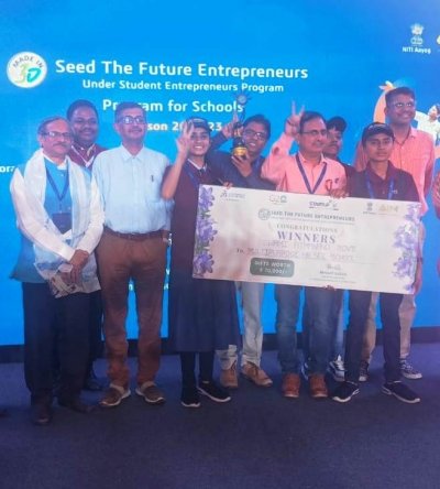 स्वामी आत्मानंद स्कूल की राष्ट्रिय स्तर पर एक और कामयाबी