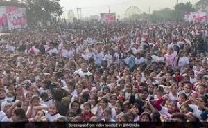 'लड़की हूं, लड़ सकती हूं', प्रियंका गांधी के आह्वान