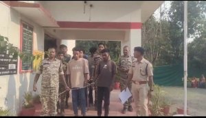 शादी समारोह में नाबालिग से छेड़छाड़: पुलिस ने दो 5 आरोपियों को दबोचा,एक आरोपी फरार