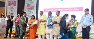 प्रोजेक्ट &rsquo;उन्नति&rsquo; के तहत दो प्रशिक्षु महिलाएं हुईं दिल्ली में सम्मानित