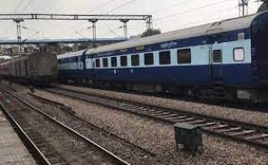 जब आपस में 'टकराएंगी' दो हाई-स्पीड ट्रेनें, मंत्री भी होंगे सवार 'कवच' का परीक्षण आज