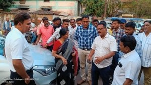 मेयर श्रीमती अलका बाघमार ने अधिकारियों के साथ किया निरीक्षण