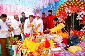 कैबिनेट मंत्री  अकबर आज श्रीमद भागवत सप्ताह ज्ञान आयोजन में शामिल हुए