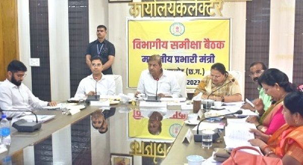 शासन की जनकल्याणकारी योजनाओं का क्रियान्वयन निर्धारित समयावधि में सुनिश्चित करें - मोहम्मद अकबर