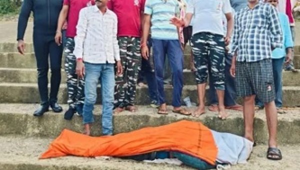 शिवनाथ में बहे बाइक सवार : एक की बची जान और दूसरे की डूबने से हुई मौत