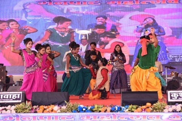 नामचीन कलाकारों की मनमोहक प्रस्तुतियों के साथ मैनपाट महोत्सव का हुआ समापन