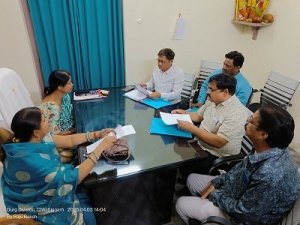 गर्मी में पानी की किल्लत ना हो इसे लेकर महापौर ने जलगृह प्रभारी के कक्ष में ली अधिकारियों की समीक्षा बैठक