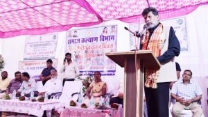 अंतरराष्ट्रीय वृद्धजन दिवस पर विधायक  किरणदेव एवं जनप्रतिनिधियों ने बुजुर्गों को किया सम्मानित