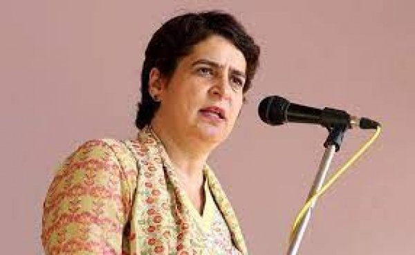 "PM की रैलियों का क्या?"- पीएम मोदी के 'कोविड पाप' वाले बयान को लेकर प्रियंका गांधी का वार