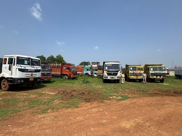 खनिज विभाग के जांच दल ने गौण खनिज का अवैध उत्खनन-परिवहन पर की कार्यवाही