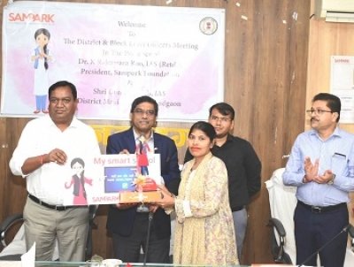 जिले में शिक्षा की गुणवत्ता के लिए बढ़ाए गये सशक्त कदम - 100 संपर्क टीवी डिवाइस शिक्षकों को किया गया प्रदान