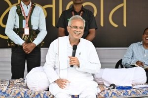 दुग्ध उत्पादक अपनी समिति बना लें, संग्रहण केंद्र बनाकर खरीदी पर विचार करेगी सरकार