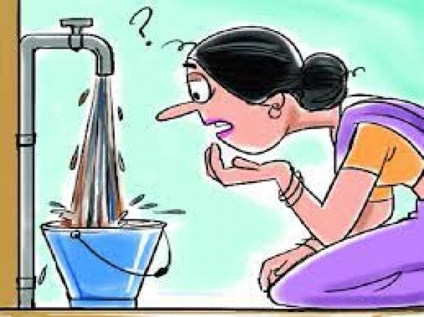 शहर में गंदे पानी की सप्लाई पीएम आवास मे कब्जा व दारू भ_ी खोलने जैसे मुद्दे को लेकर भाजपा ने सत्तापक्ष को घेरा
