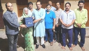 लोगों को नेत्रदान हेतु प्रेरित करने वाली नवदृष्टि फाउंडेशन के सदस्य ने अपने दिवंगत पिता का नेत्रदान कराया