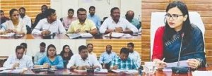 चुनाव सम्पन्न होने के साथ ही कार्यालयीन रूटीन कार्य पर ध्यान देवें अधिकारी: कलेक्टर