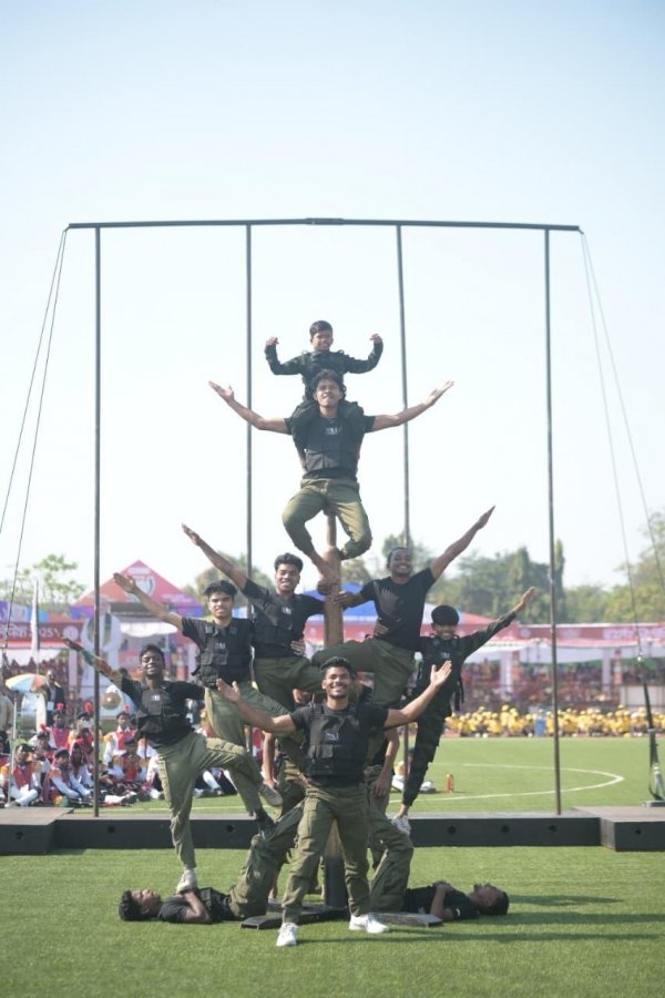 नारायणपुर के मलखम्भ खिलाड़ियों ने बस्तर ओलम्पिक में किया हैरतअंगेज प्रदर्शन