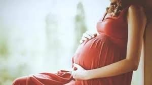 प्रेग्नेंट हैं और रख रही हैं नवरात्रि का व्रत तो जरूर ध्यान रखें ये जरूरी बातें