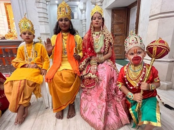 शहर में पहली बार इस संक्रांति का भेंट माता जानकी के नाम